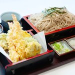 そば処 紅花 - 料理写真:自慢の天ざる