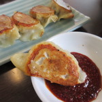 チャングム - 餃子はタレもおいしい