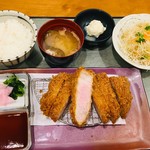 Tonkatsu Kewaike - ロース200ｇ定食