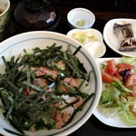SOBA Dining&Bar どーつん - ネギトロ丼