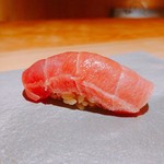 鮨 猪股 - 中トロ