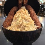 ガロ - ガロ(長野県駒ヶ根市赤穂北割一区)ミックス丼 1.590円