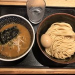 半熟味玉濃厚魚介つけ麺