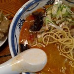 ラーメン･餃子 ハナウタ - 