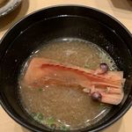 鮨 由う - 牡丹海老の味噌汁
