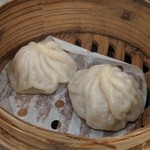 菜香新館 - 肉汁あふれるショウロンポウ