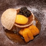 炭火割烹 白坂 - ボタン海老と雲丹の冷製