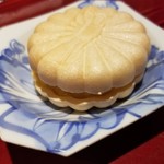 銀座 しのはら - フォアグラ マンゴー パッションフルーツ最中