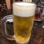 萬楽飯店 - 生ビール（土曜サービス料金）