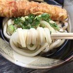讃岐うどん がもう - 冷だとコシが弱く硬い
      でも、うまし