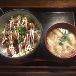 遊酒食堂 宇都宮 - からあげ丼(800円)
