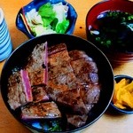 Shusai - ランチの和牛ステーキ丼　600円