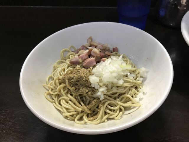 味玉濃密な煮干そば 和え玉 中華そばいづる By Ichiroid03 中華そば いづる 大門 ラーメン 食べログ