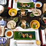 川治温泉元湯白井屋 - 夕食（はじめに並んだ料理）