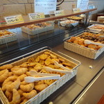 イーストサイド - ２０１２年２月再訪　パン増えてました。