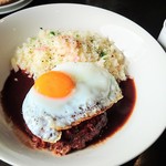 わかの屋 - 綺麗な目玉焼き。