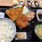 Yoshinoya - 