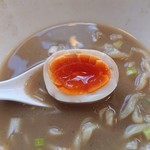 秋刀魚煮干し蕎麦 高倉 - 絶妙なトロリ感の黄身でお味もしっかり目です♪