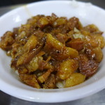 李海魯肉飯 - 魯肉飯(TWD60) 挽き肉で作る肉燥飯(TWD35)とは区別。