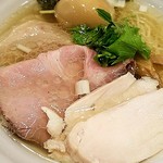 RAMEN 火影 - チャーシュー鶏だし塩ラーメン+味玉③