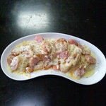 ZEUS - ジャーマンポテトをたっぷりのマヨネーズとチーズでトッピング。ほくほくとろとろのおいしさです。
