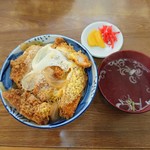 Taiyouken - かつ丼 800円