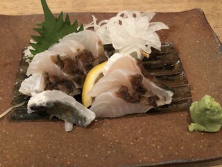 陽気な島で盛り上がること間違いなし 沖縄県のおすすめ居酒屋10選 食べログまとめ