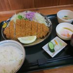 おいしんぼ - とんかつ定食（￥1,290）