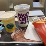 McDonald's - 2019/09 期間限定「マックシェイク×マウントレーニア カフェラッテ味」(S) 120円、それとスマホの日本マクドナルド公式アプリのクーポンで 、マックフライポテト L 320円→190円、プレミアムローストコーヒー M（アイス）150円→120円 