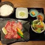 にく福 - 牛タン塩炙り焼き定食