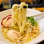 ともゑ - するりと束になる細麺！