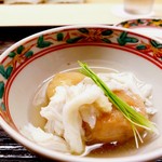 道人 - 月に見立てて、蟹はむら雲、芽葱は薄