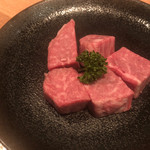 焼肉問屋 牛蔵 - ヒレ
      