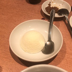 焼肉問屋 牛蔵 - バニラアイス
      