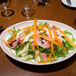 OSTERIA dieci - モルタデッラのサラダ
