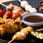 Yakitori (grilled chicken skewers) (sauce, salt)