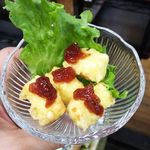 チーズの天ぷら ストロベリーソース