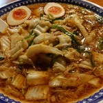 彩華ラーメン - 料理写真:サイカラーメン大+味タマ♪
