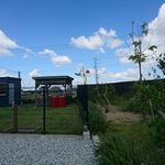 ステーキハウス 秀 - 駐車場よりガーデンの風景　2019.9