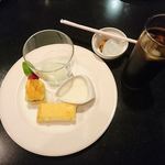 ステーキ・洋食のTANTO屋 - デザートとドリンク　2019.9