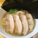 Ramen Kuushi - ・無化調塩らーめん 680円
                        ・全部のせ 300円