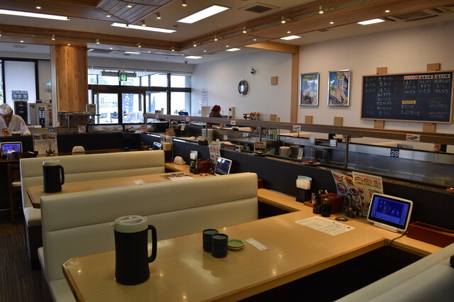 きらら寿司 箱堤店  - 六丁の目（回転寿司）の写真