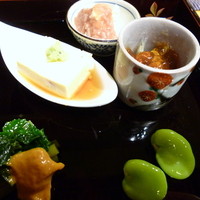 板前心 菊うら - クリームチーズと酒盗など5点