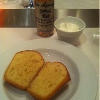 Benoit Alain Ducasse - ババ・アルマニャックとバニラ風味の生クリーム