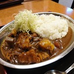 毎日♪牛すじカレー　税込600円