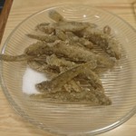 大露路 - ハゼの唐揚げ