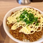 みそ吟 - 鶏そぼろ丼(＋100円)