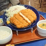 Agebaru mamezon - サンプルのロースとんかつ定食