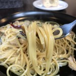 pasta家 - ポルチーニのペペロンチーノ