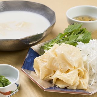 梅の花膳 湯葉のしゃぶしゃぶ 梅の花 天神店 天神 豆腐料理 湯葉料理 食べログ